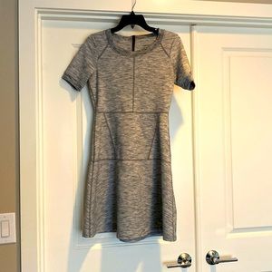 Athleta marbled gray short sleeve dress